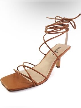 7S NEW IN BOX MICHIA STAPPY HEELED CAMEL SANDALS- Size 6.5- shoes